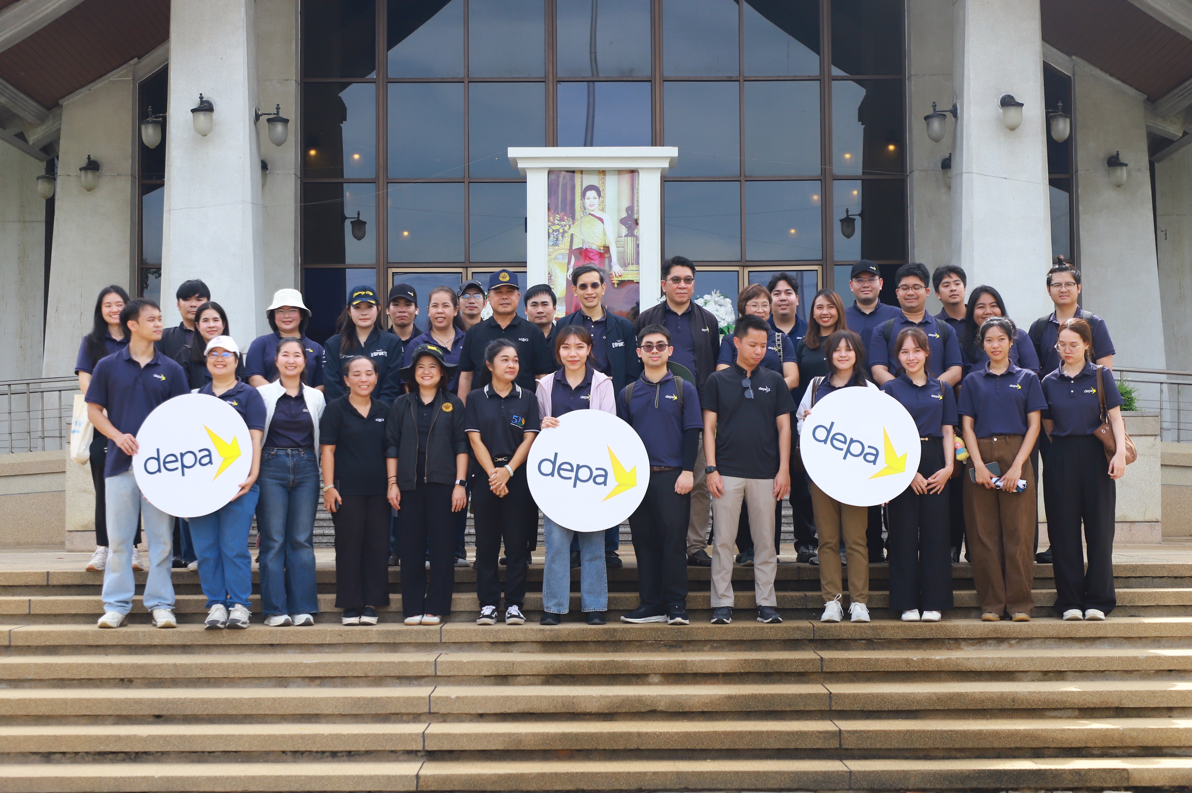 title - ส.ป.ก. - depa ร่วมใจปลูกต้นไม้ ภายใต้กิจกรรม CSR ปลูกต้นไม้ (Grow Green) เพิ่มพื้นที่สีเขียว ลด CO2 ณ ศูนย์ส่งเสริมและพัฒนาอาชีพเสริมนอกภาคการเกษตร